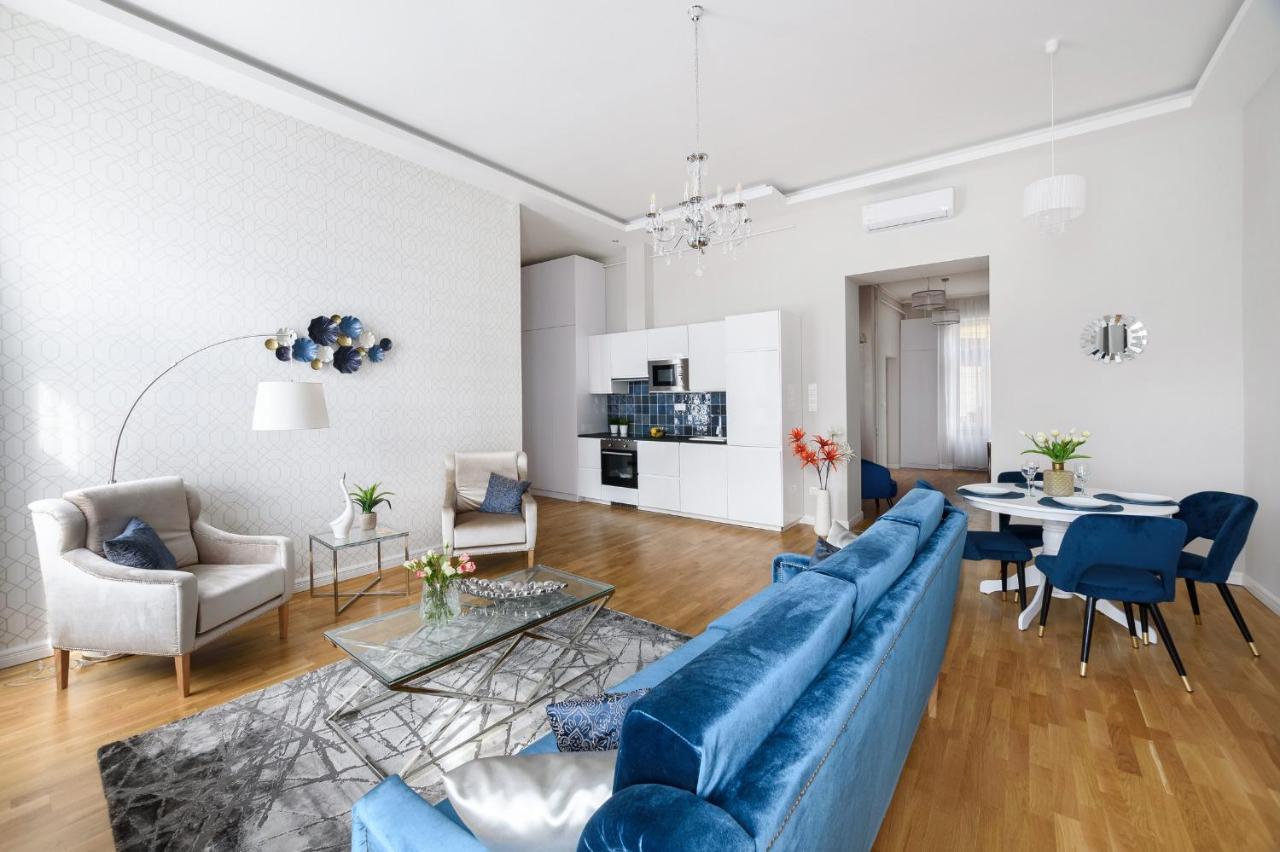 Luxury Royal Residence In The Heart Of Budapest Exterior photo